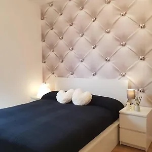 Apartment Bsuites Trieste In Centro Storico Con Wifi, Padova